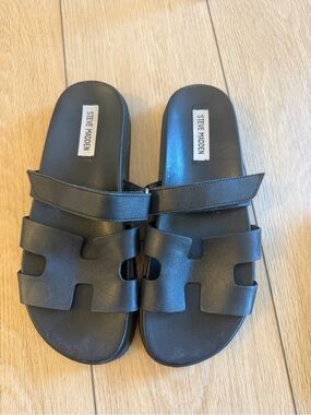Steve Madden Black Double-Strap Slide Sandals